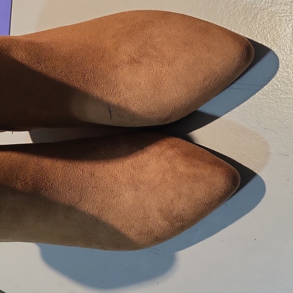 UNIVERSAL THREAD BROWN ANKLE BOOTS. SIZE 7/ NWT - Picture 5 of 8